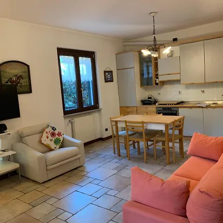 4 Bikers Apartment, 10 Lakes Around * וארסה