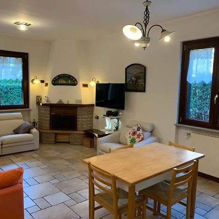 4 Bikers Apartment, 10 Lakes Around * וארסה