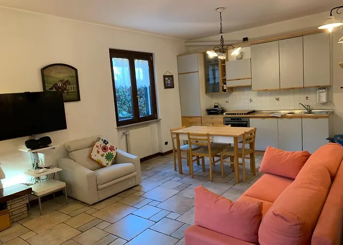 4 Bikers Apartment, 10 Lakes Around * וארסה